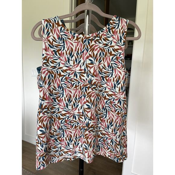 Lands End Tank Tops (set Of 4) Women’s Size XL/XLP Patterns And Solid - Picture 8 of 16